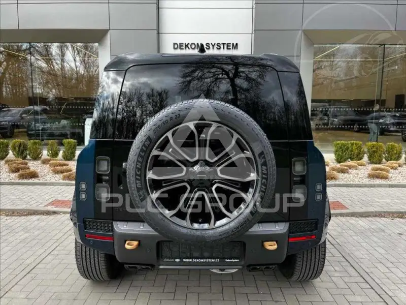 2026 Land Rover DEFENDER