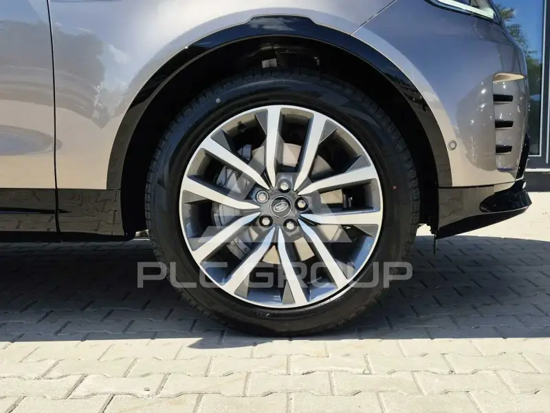 2026 Land Rover Discovery