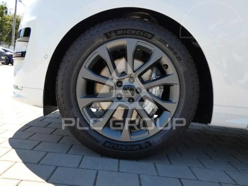 2026 Land Rover Range Rover
