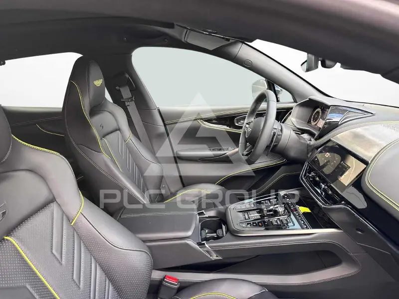 2026 Aston Martin DBX