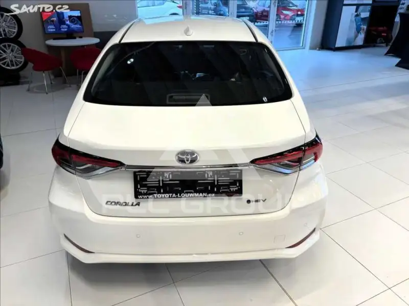 2026 Toyota COROLLA