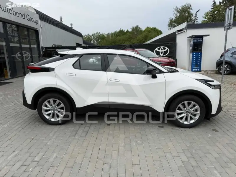 2026 Toyota C-HR