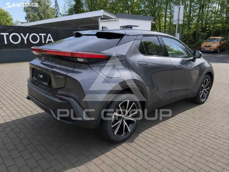 2026 Toyota C-HR