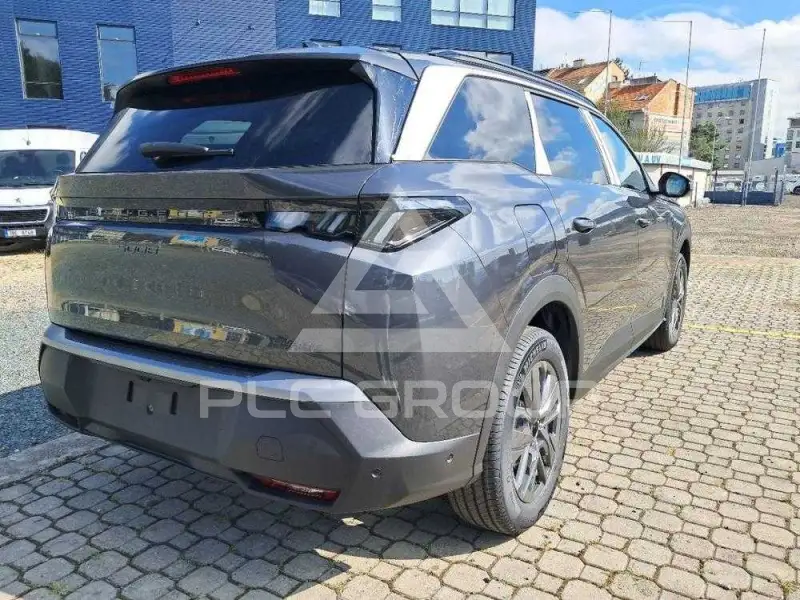 2026 Peugeot 5008