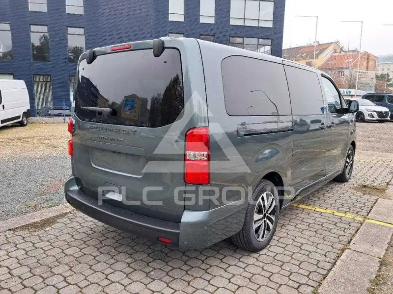 2026 Peugeot Traveller