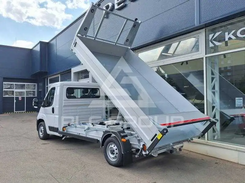 2026 Peugeot Boxer