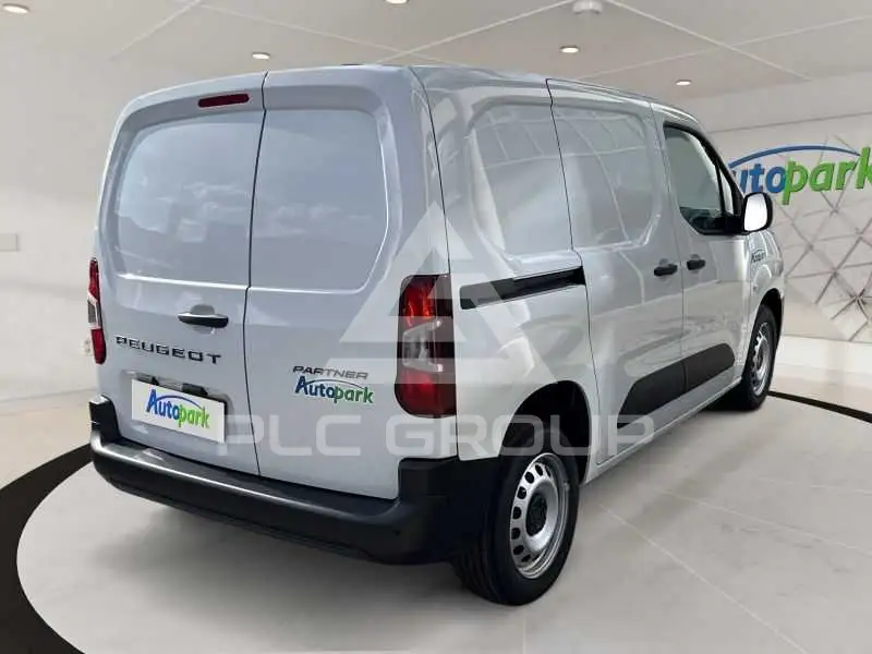 2026 Peugeot Partner