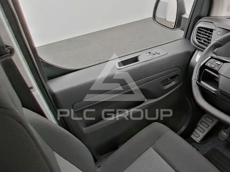 2026 Peugeot Expert