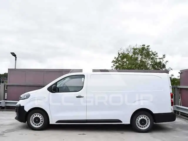 2026 Peugeot Expert