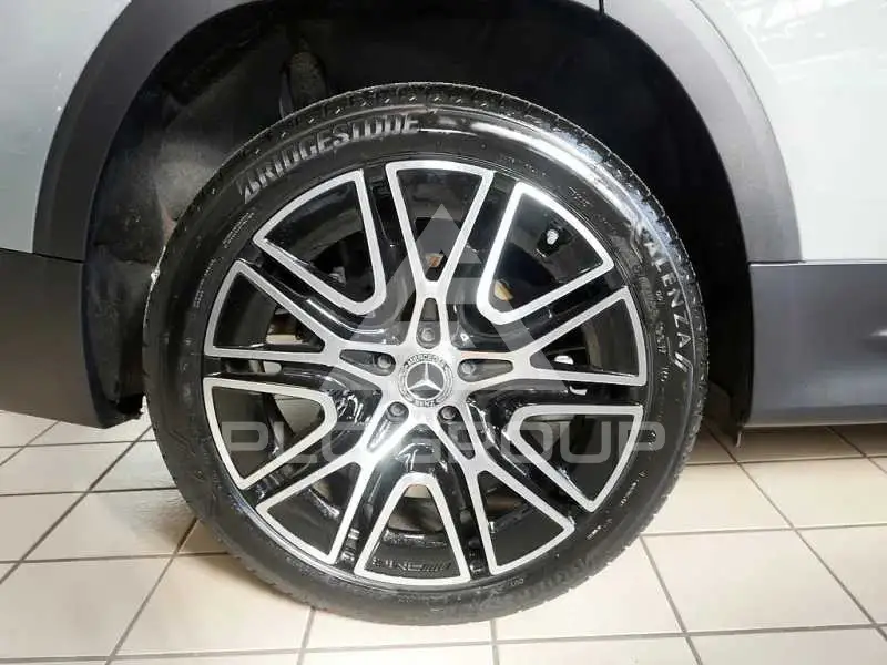 2026 Mercedes Benz Glb