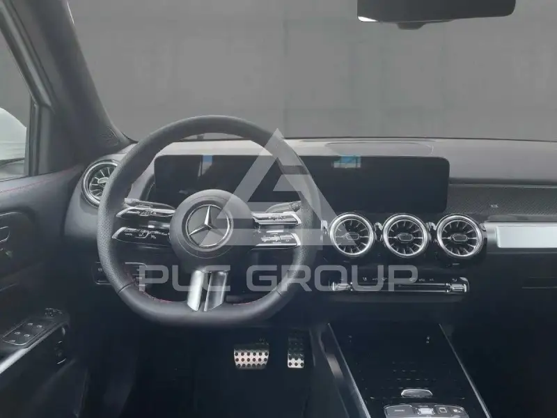 2026 Mercedes Benz Glb