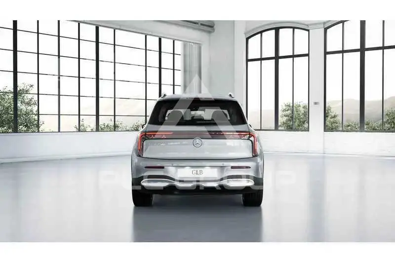 2026 Mercedes Benz Glb