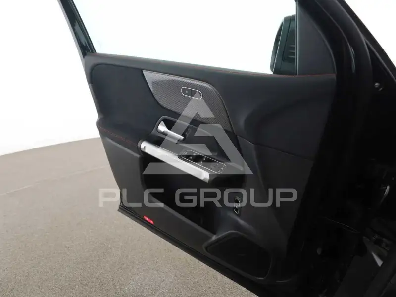 2026 Mercedes Benz Glb