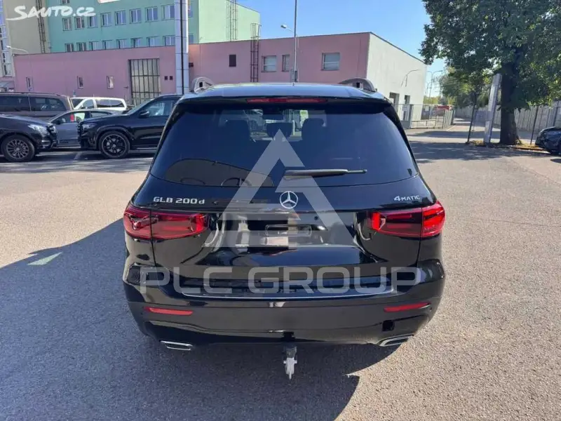 2026 Mercedes Benz Glb