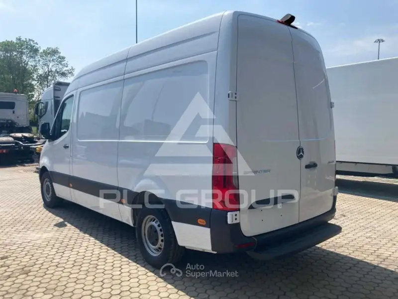 2026 Mercedes Benz Sprinter