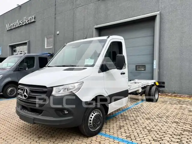 2026 Mercedes Benz Sprinter