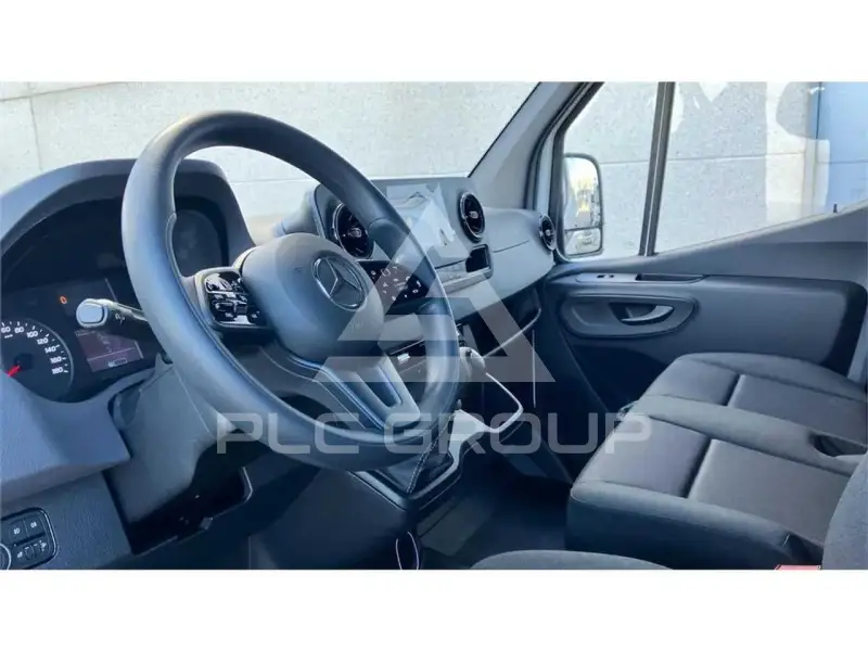 2026 Mercedes Benz Sprinter