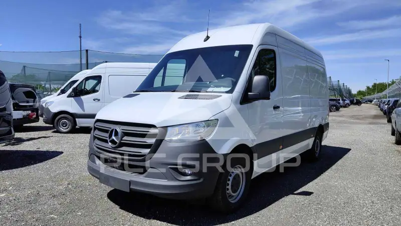 2026 Mercedes Benz Sprinter