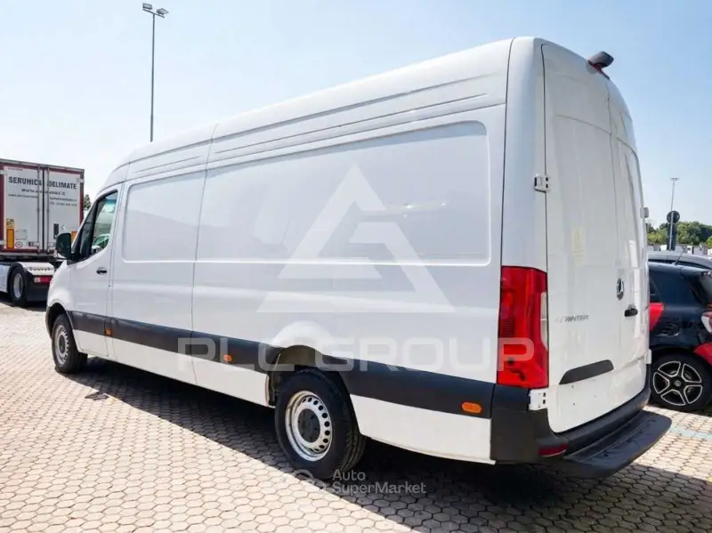 2026 Mercedes Benz Sprinter