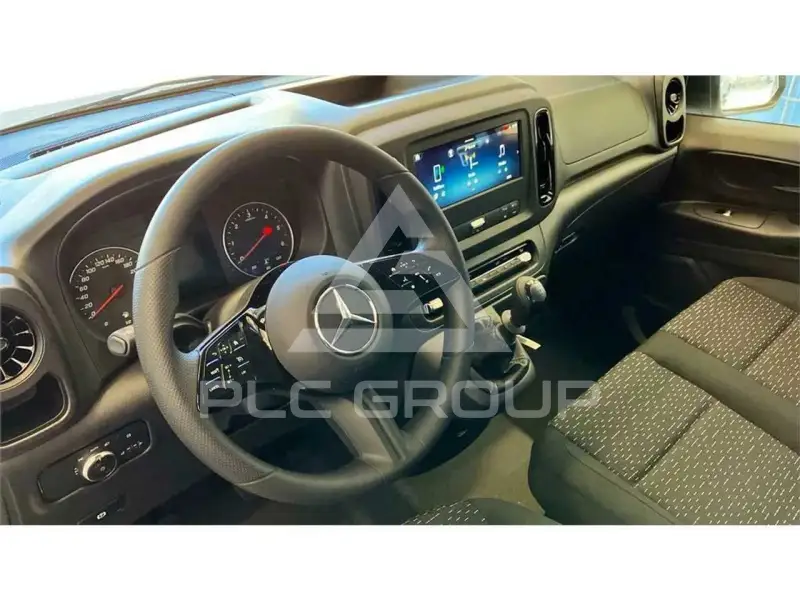 2026 Mercedes Benz Vito