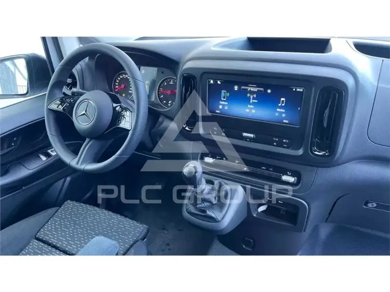 2026 Mercedes Benz Vito