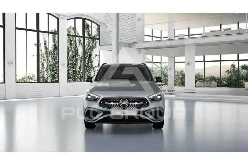 2026 Mercedes Benz GLA-Class