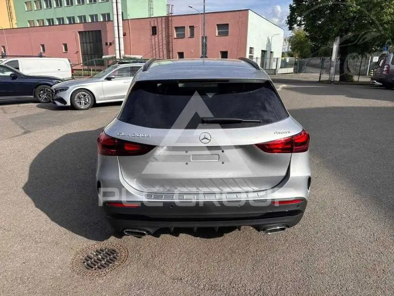 2026 Mercedes Benz GLA-Class