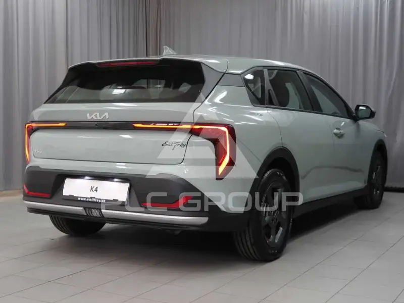 2026 KIA K4