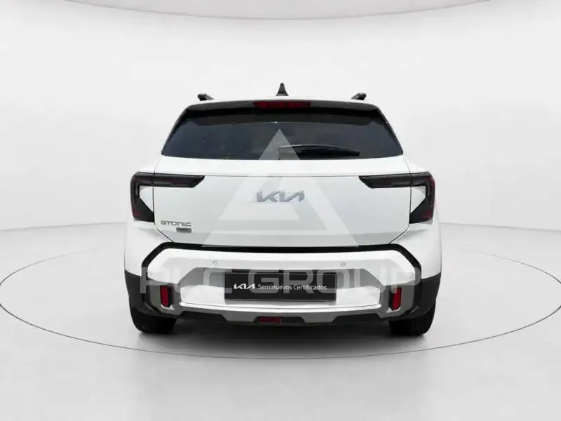 2026 KIA Stonic