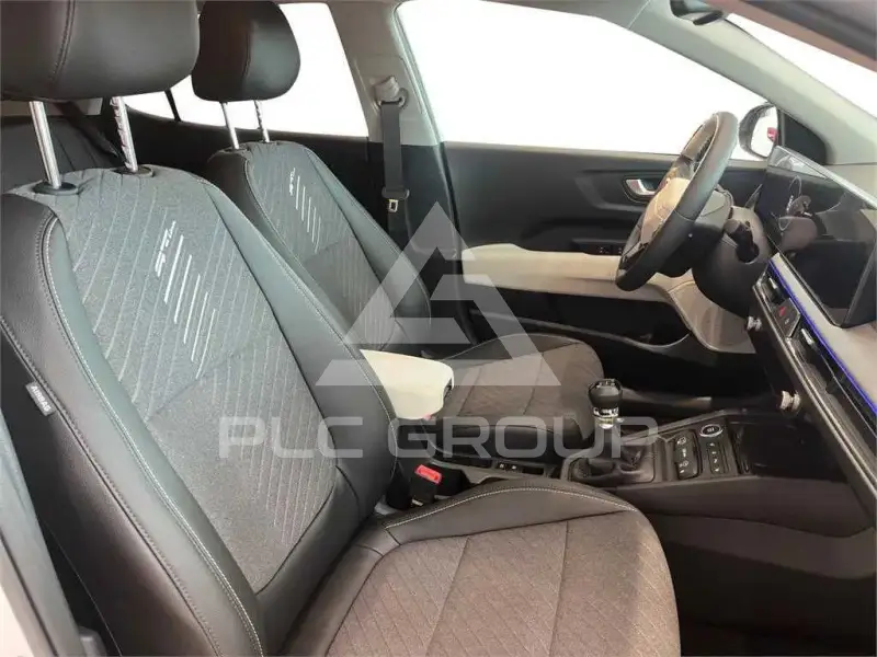 2026 KIA Stonic