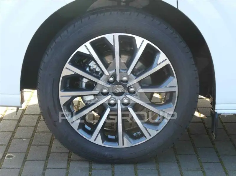 2026 Ford Tourneo