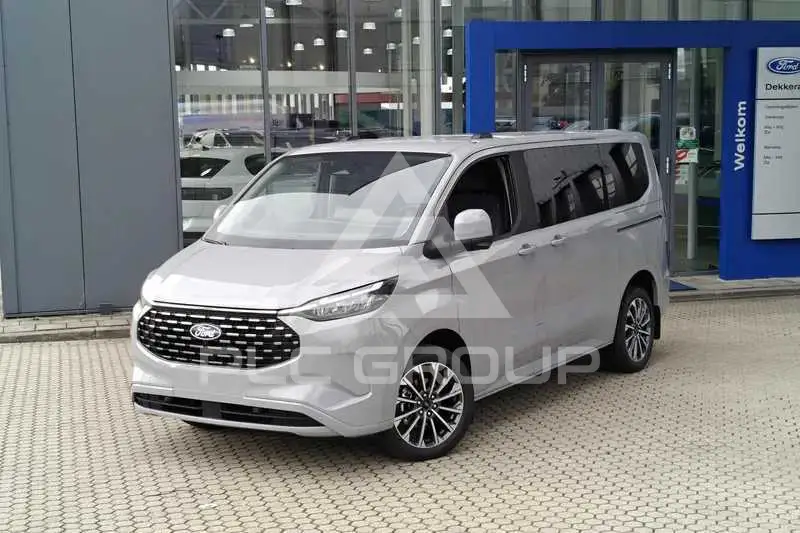 2026 Ford Tourneo
