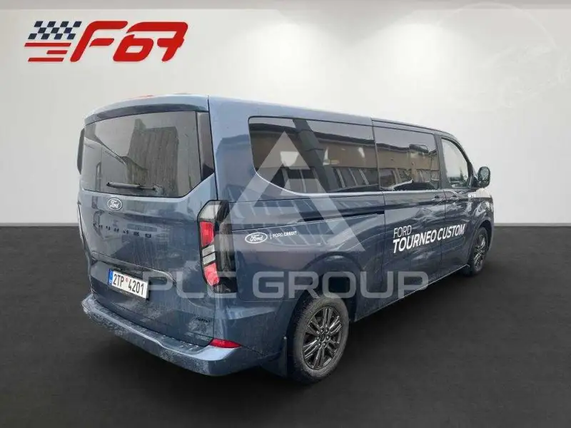 2026 Ford Tourneo