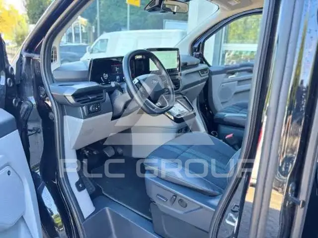 2026 Ford Tourneo