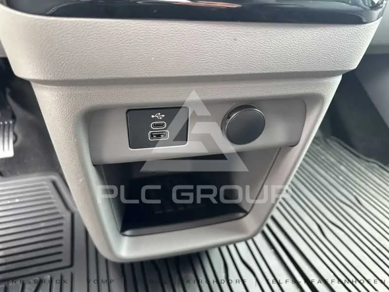 2026 Ford Tourneo