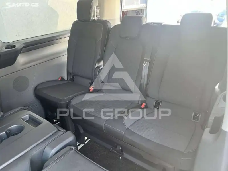 2026 Ford Tourneo