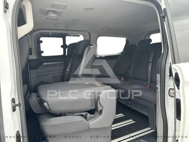 2026 Ford Tourneo