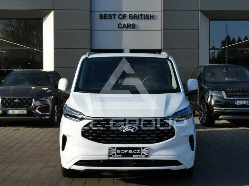 2026 Ford Tourneo
