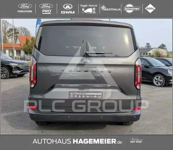2026 Ford Tourneo