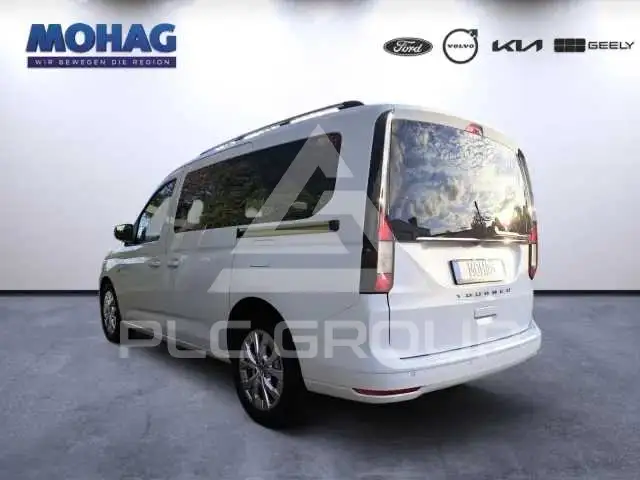 2026 Ford Tourneo