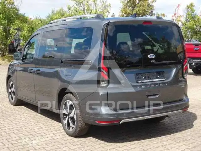 2026 Ford Tourneo