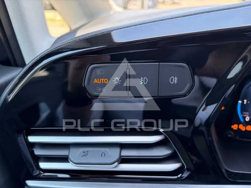 2026 Ford Tourneo