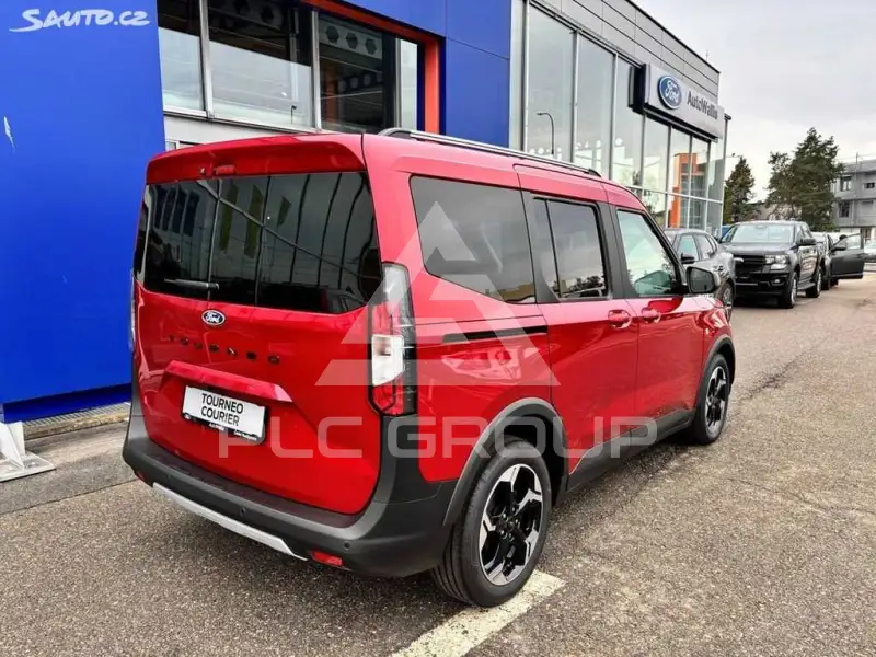 2026 Ford Tourneo