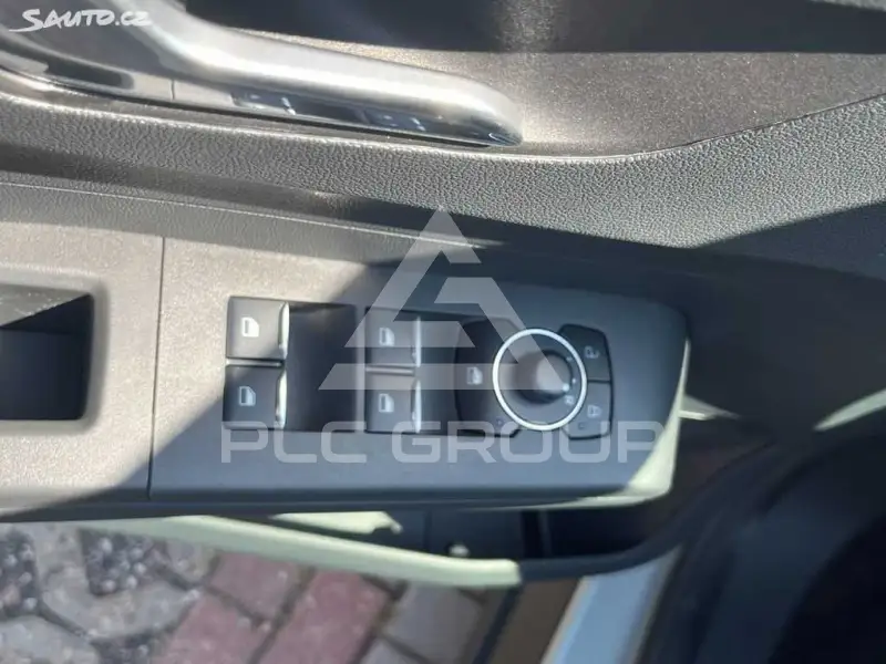 2026 Ford Tourneo