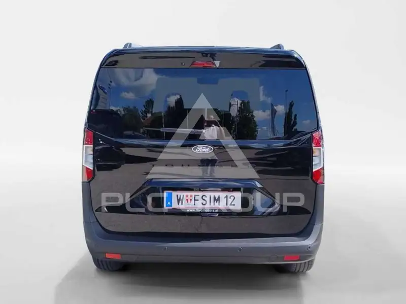 2026 Ford Tourneo