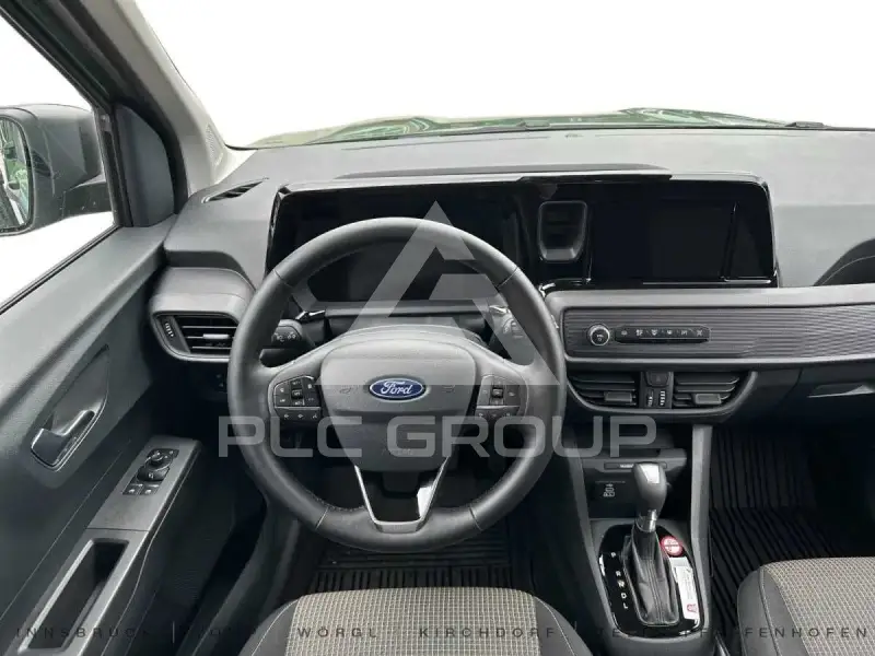 2026 Ford Tourneo