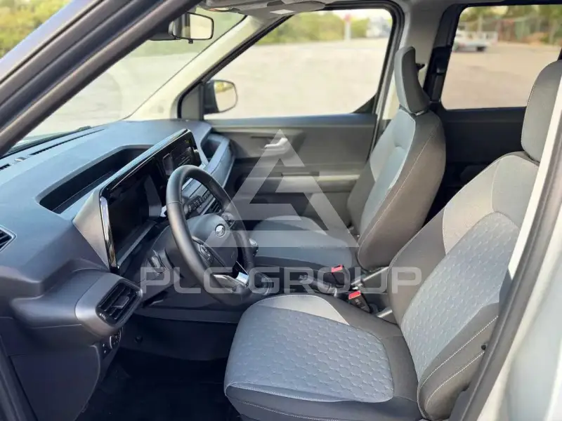 2026 Ford Tourneo