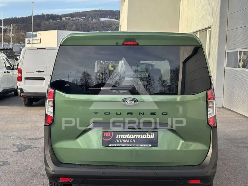 2026 Ford Tourneo
