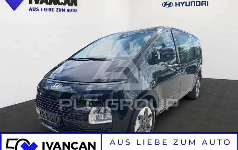 2026 Hyundai Staria