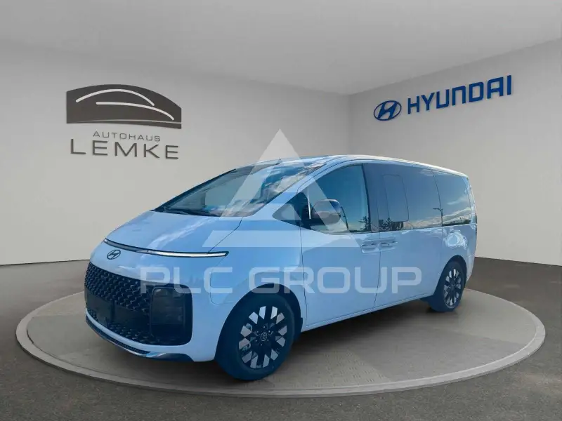 2026 Hyundai Staria